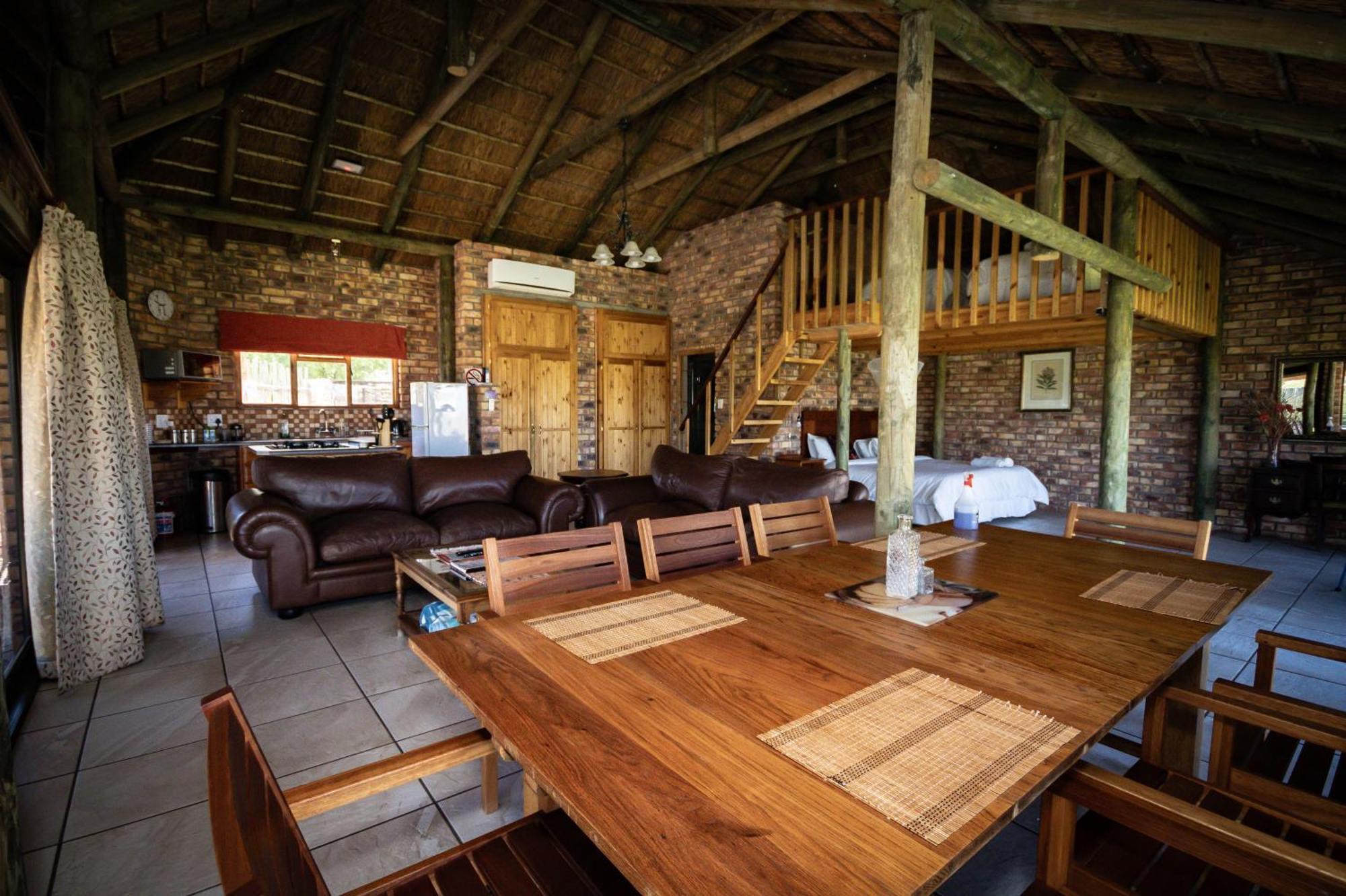 Tarantula Guest House Calvinia Exterior photo