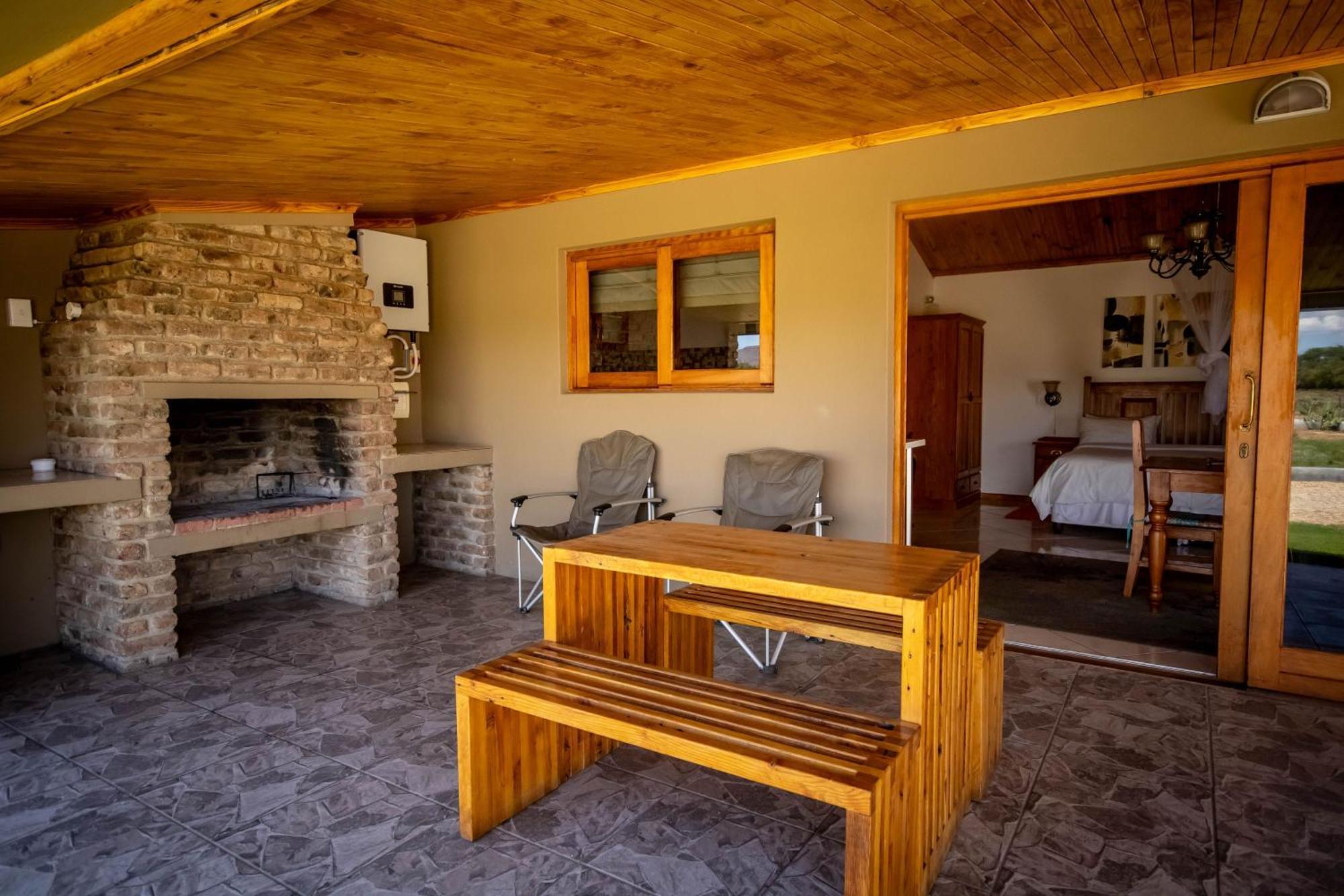 Tarantula Guest House Calvinia Exterior photo