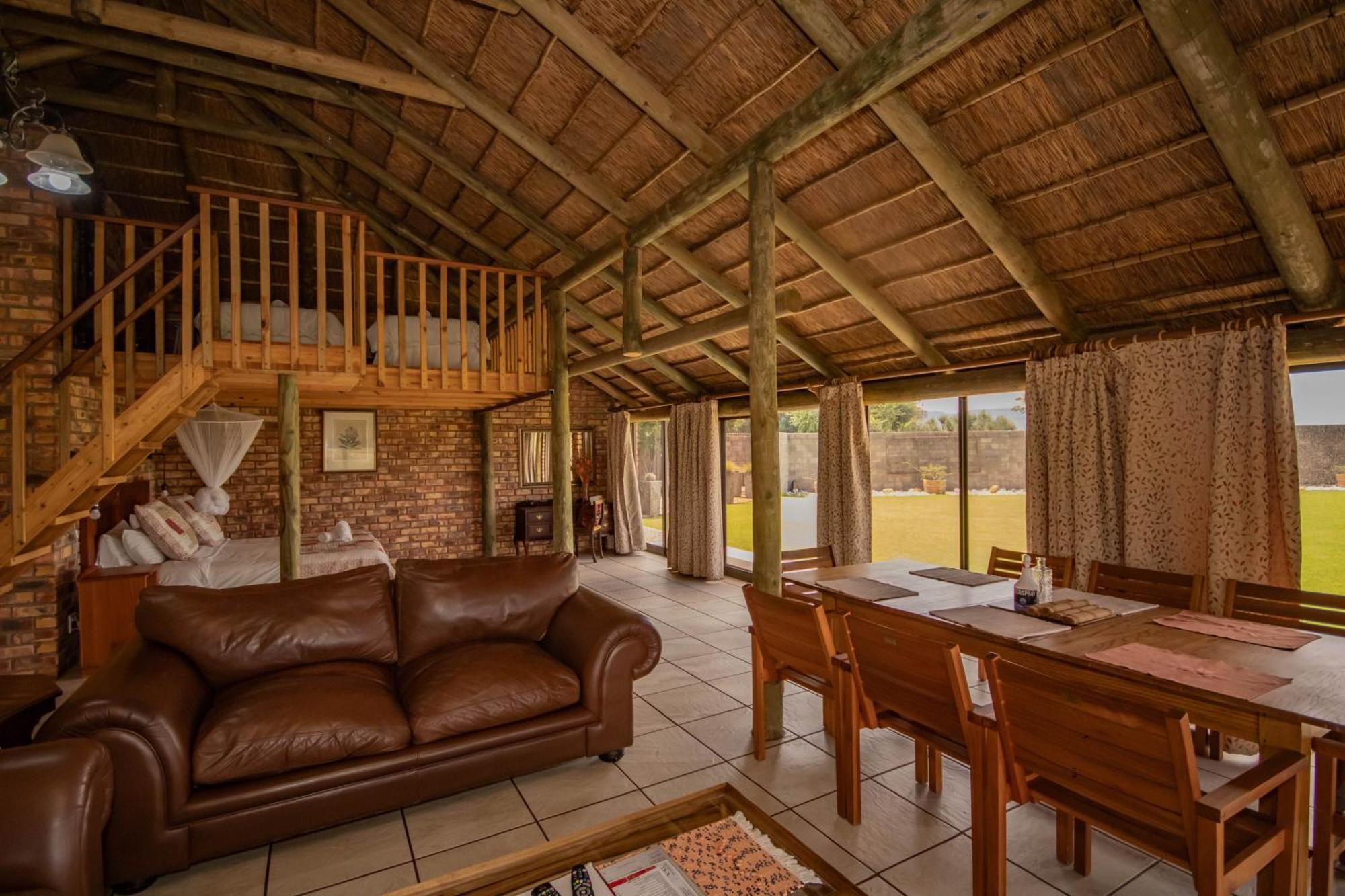 Tarantula Guest House Calvinia Exterior photo