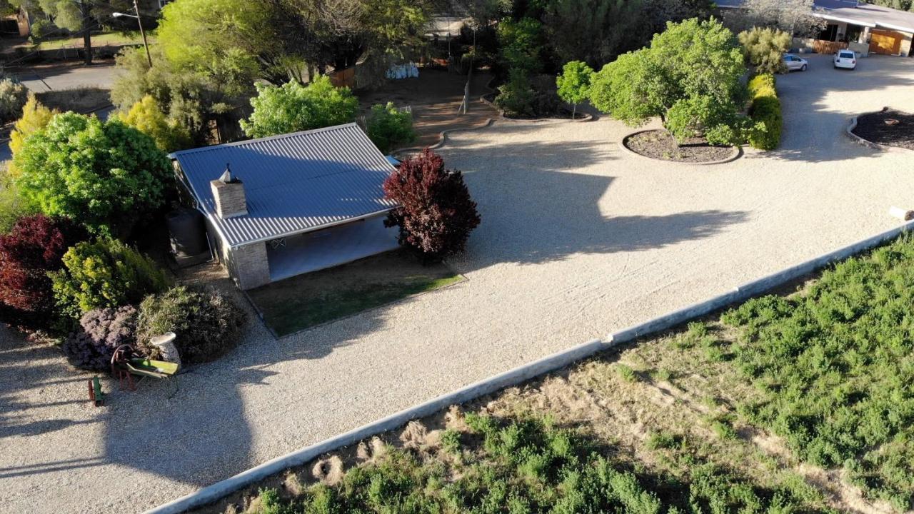 Tarantula Guest House Calvinia Exterior photo